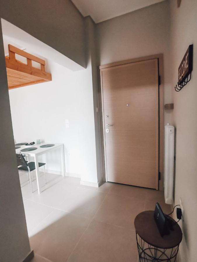 Efrosini'S By The Sea Apartment Chalkida Exterior photo